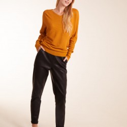 Ribbed V-Neck Jumper